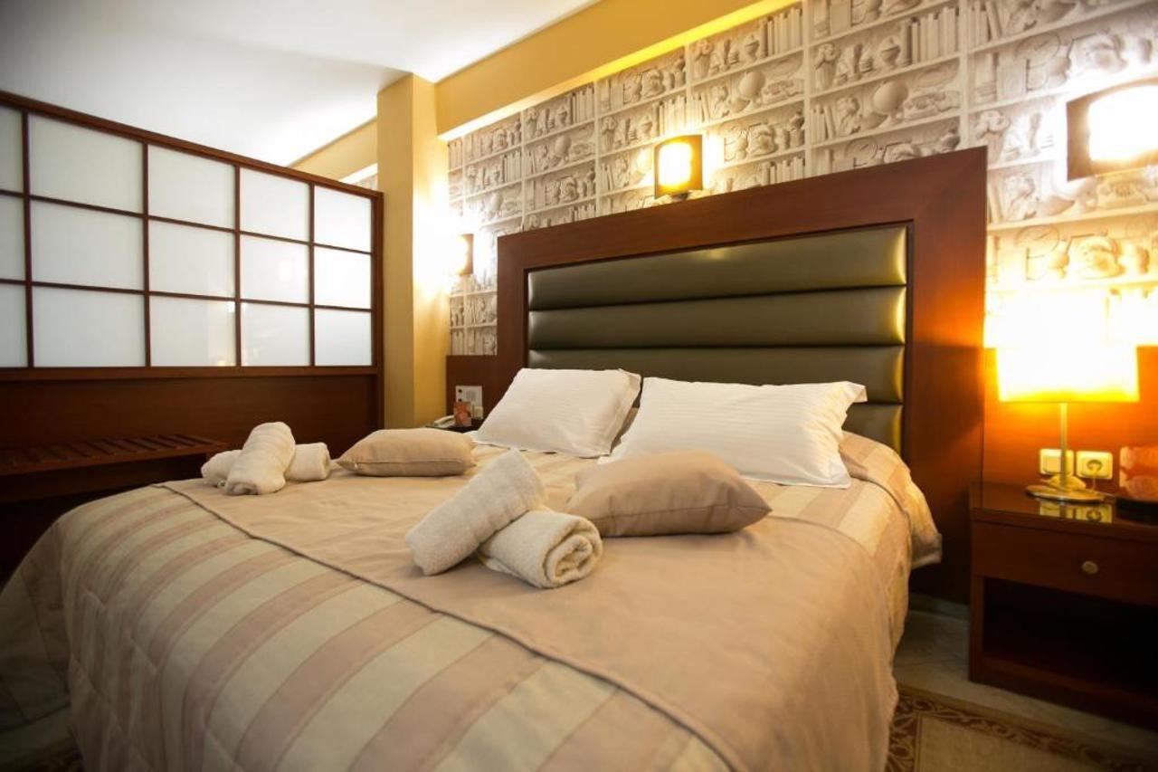 City Life Hotel Heraklion  Exterior photo