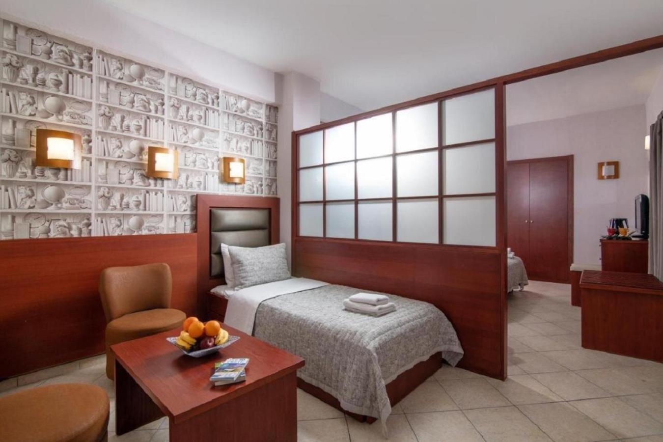 City Life Hotel Heraklion  Exterior photo