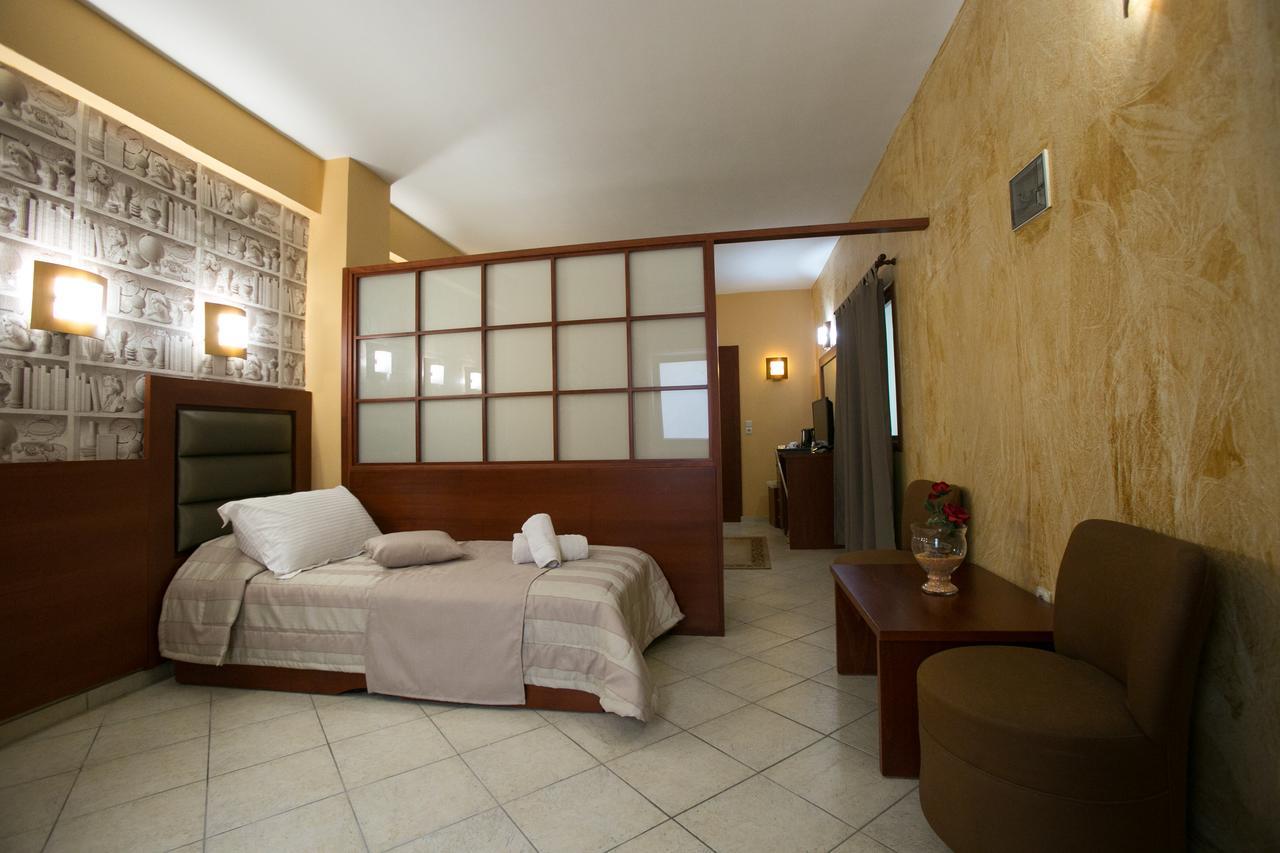 City Life Hotel Heraklion  Exterior photo